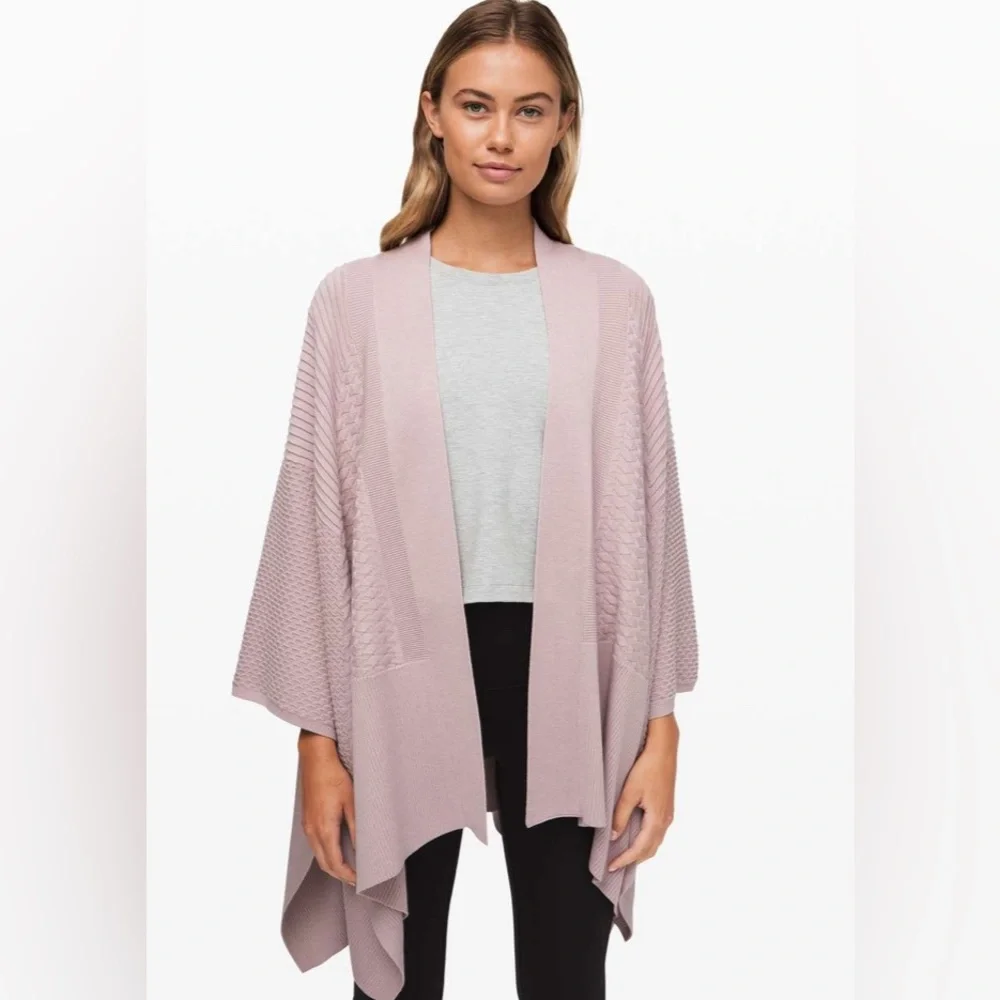 Lululemon Dream Weaver Wrap Smoky Blush‎ One Size